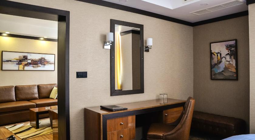 Hotel Cartoon Razgrad photo