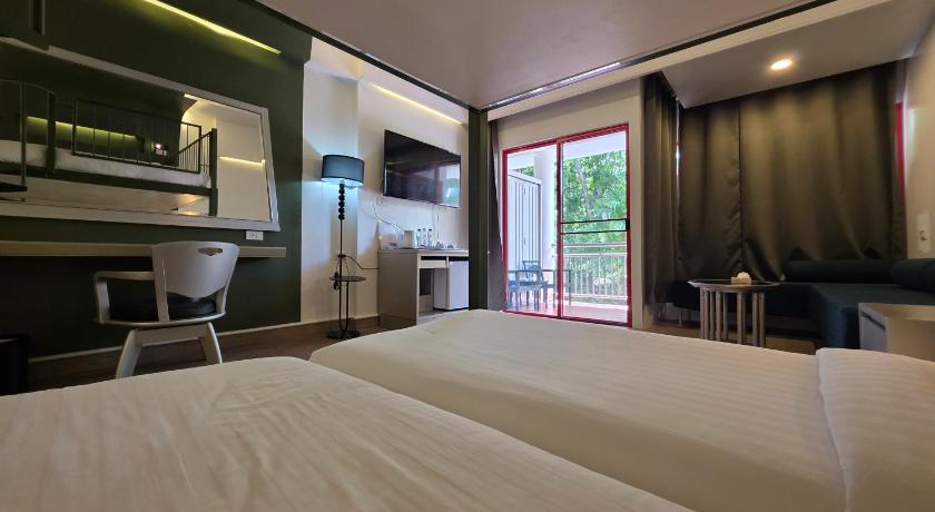 Image of Family Suite 8