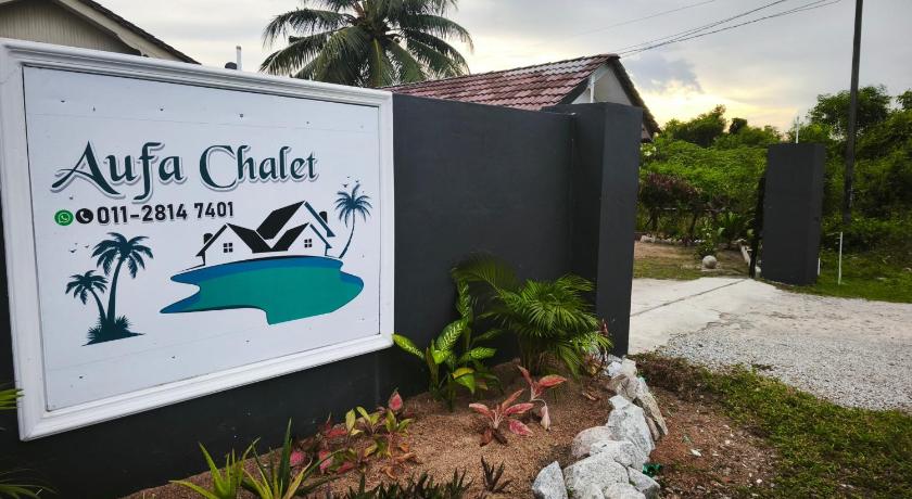 OYO 91244 Aufa Chalet - image 4