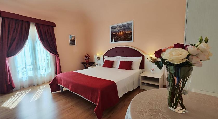 Image of Deluxe Double Room with Balcony 0