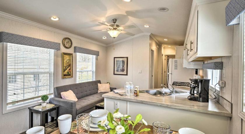 Pleasant Mount Clydesdale & Dosanko Cottage At Equestrian House 4-Star Accommodation lobby