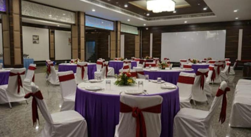 Madhura Luxury Hotel Gachibowli near Hitech City - image 12