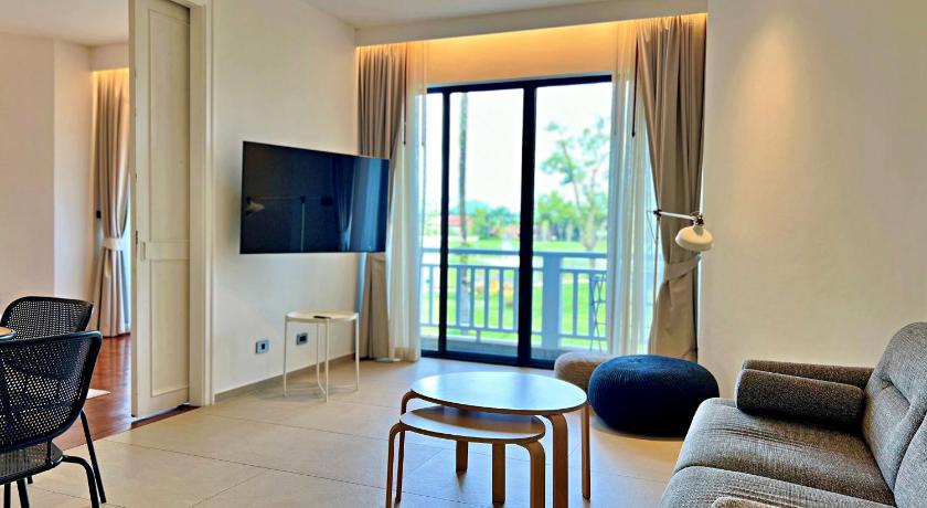 Фото: Номер Делюкс с 1 спальней (1 Bedroom Deluxe) 5