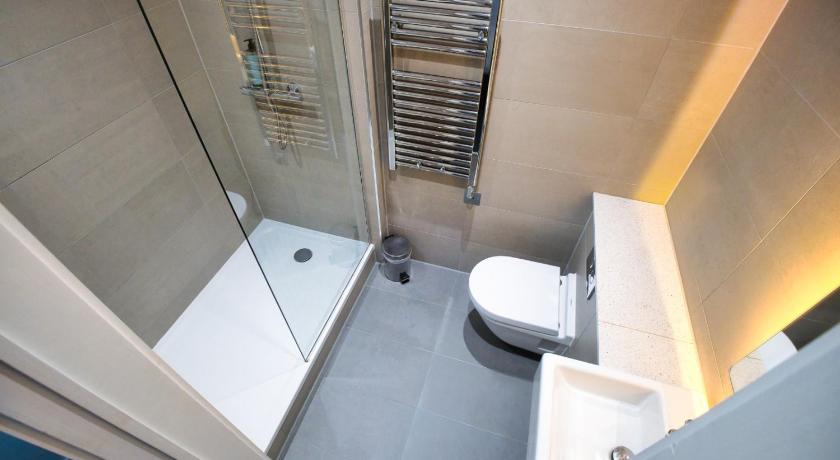 Image of Twin Room without Window 17