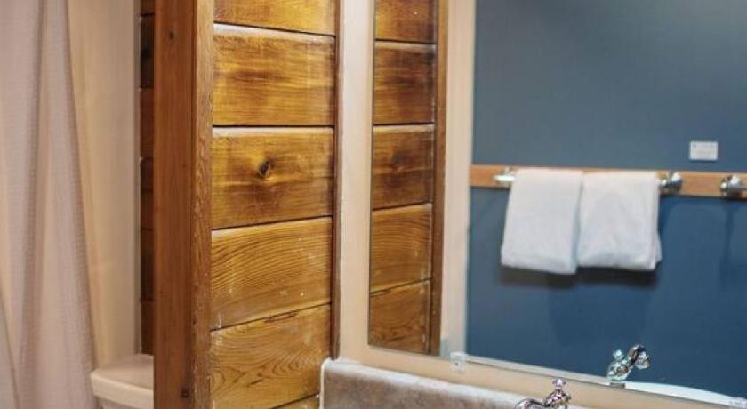 먼즈 파크 (AZ) Rustic Cabin for 2 in Oak Creek Cabin Sycamore 3성급 숙소 수영장