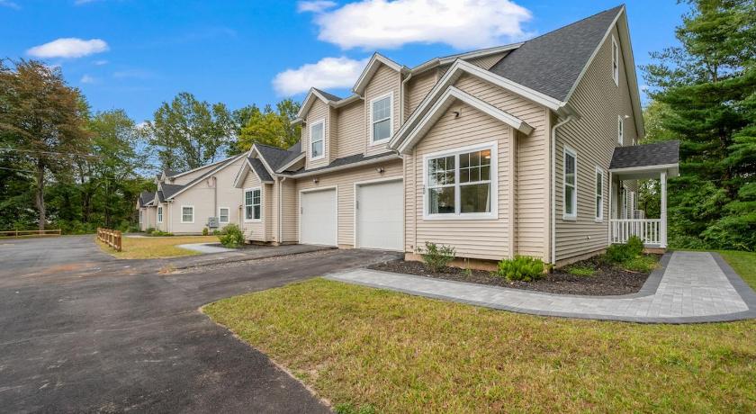 ウェスト・ハートフォード (CT) Luxury 5BR Home in Central Bloomfield Spot 4つ星 宿泊施設 客室