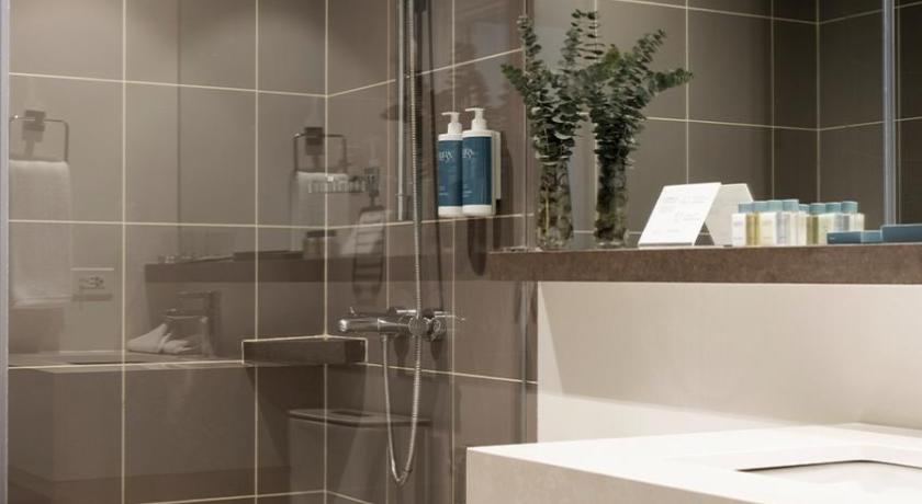 Image of Executive Suite 2
