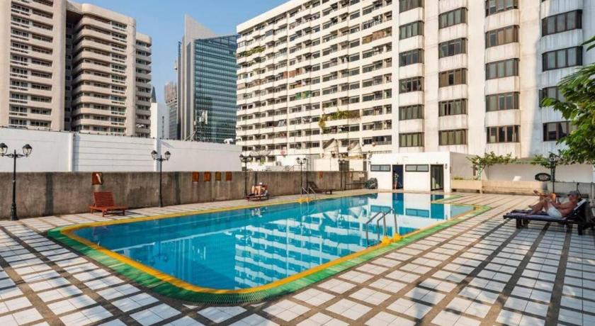 バンコク Spacious 1,2 & 3 Bedroom Serviced Apartments OMNI - Nana BTS 3つ星 ゲストハウス ロビー