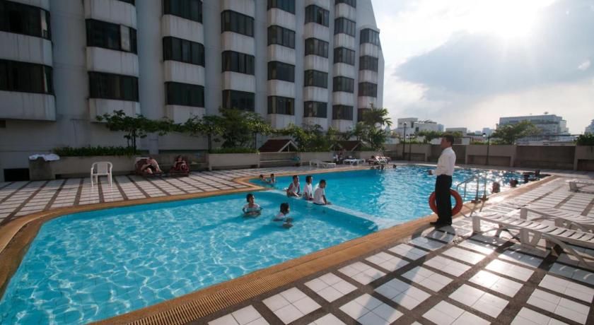 Omni Tower Syncate Suites – Bangkok, NY