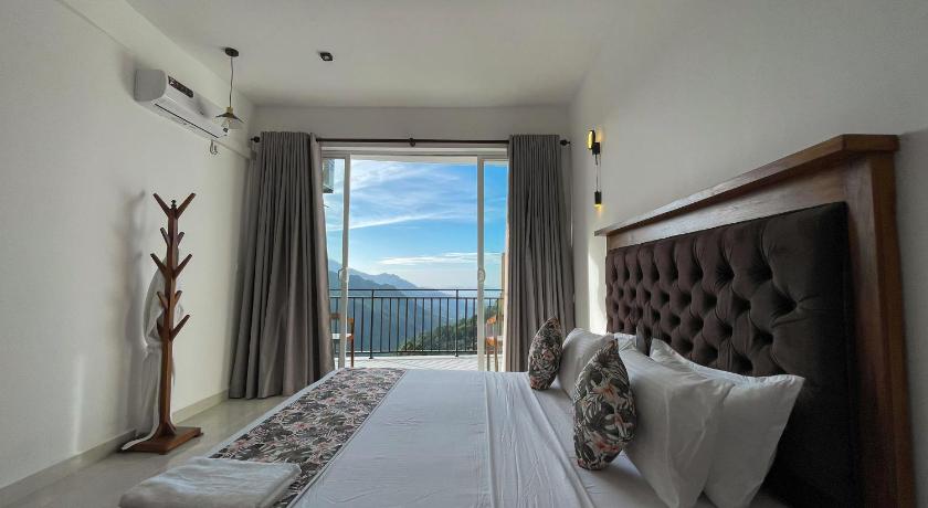 Crystal Springs Luxury Hotel - image 3
