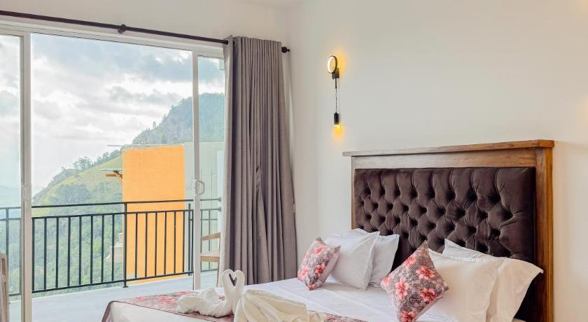 Crystal Springs Luxury Hotel - image 23