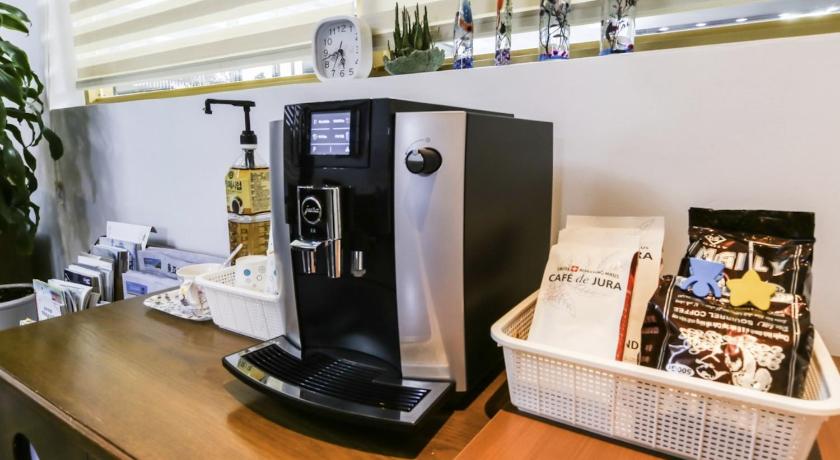 亀尾 Modern business hotel 2つ星 ホテル プール