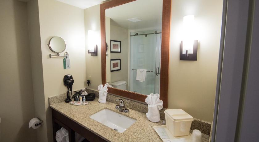 Comfort Suites near Rainbow Springs Dunnellon photo