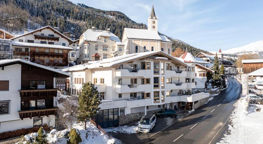 LAUDEGGHOF Ladis
