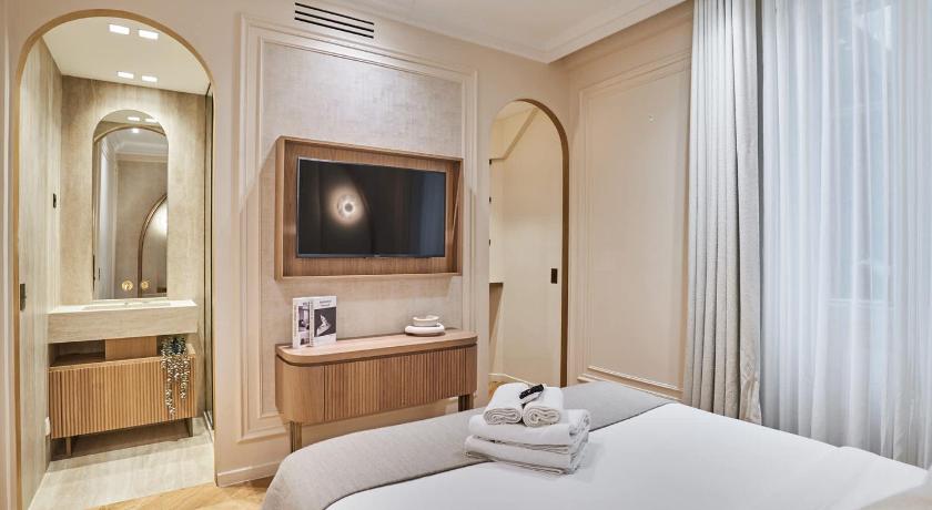 NEW/Suite Air-conditioned Opera/Louvre/ 2 BEDROOMS - image 4
