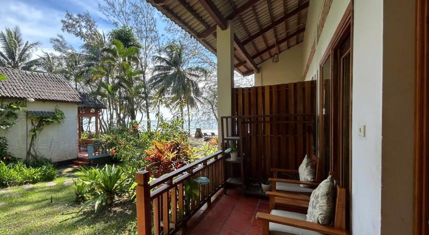 Image of Seaside Villa 1