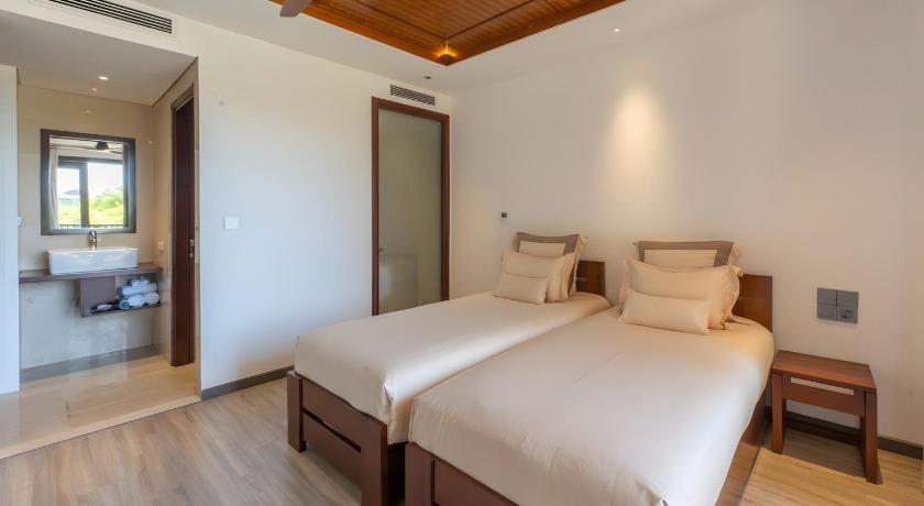 Image of Family Suite with Balcony 6
