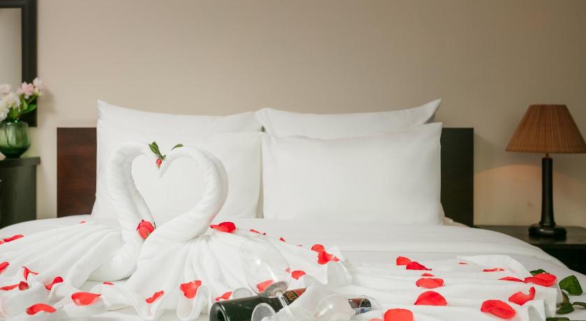 ハノイ HB Serviced Apartment - 121B Quan Hoa 2つ星 ホテル プール