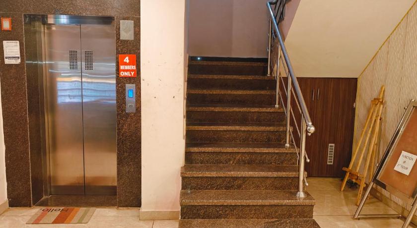 RR Grand Inn - image 32