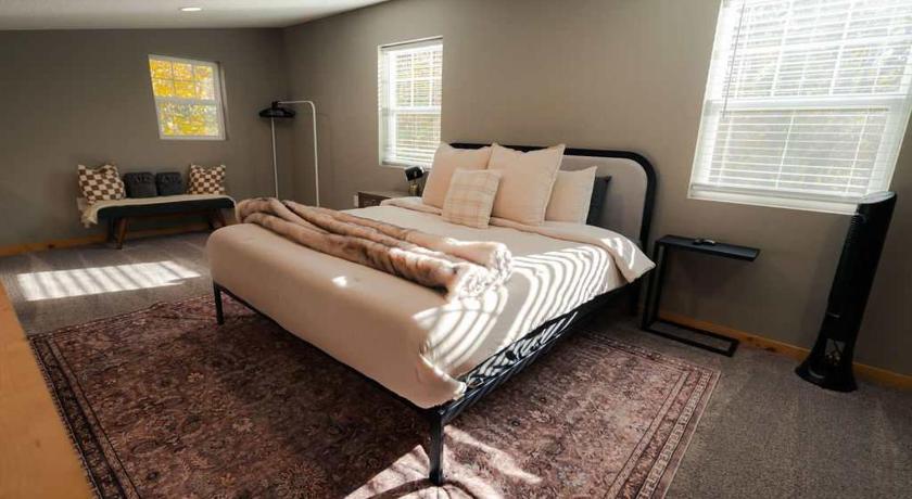 로건 (OH) The Treetop A Hocking Hills Villa Treat 4성급 숙소 스위트룸