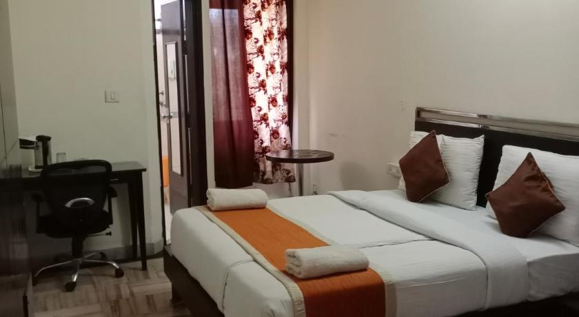 Hotel Aditya Inn - image 10