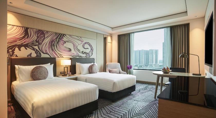Image of Executive Club Twin Room 1
