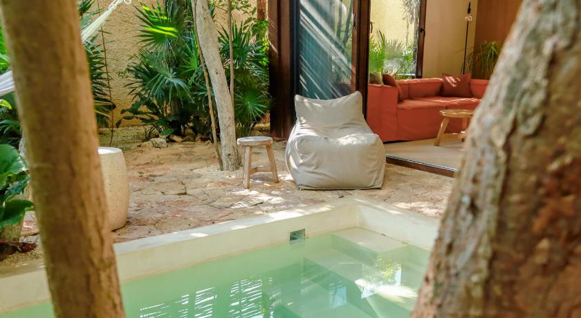 Teva Tulum, Aldea Zama