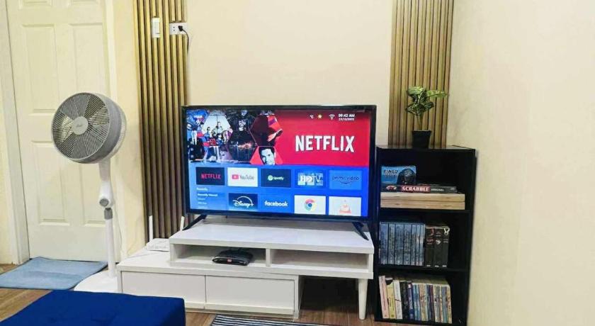 Staycation in Malolos Bulacan with Parking, Netflix and Fast WiFi