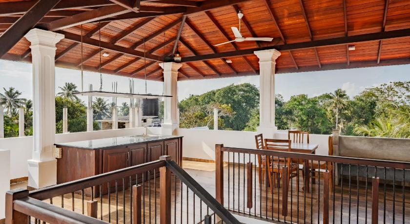 Villa Red Lobster - image 19