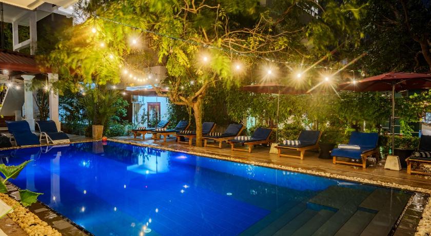 Villa Red Lobster - image 14