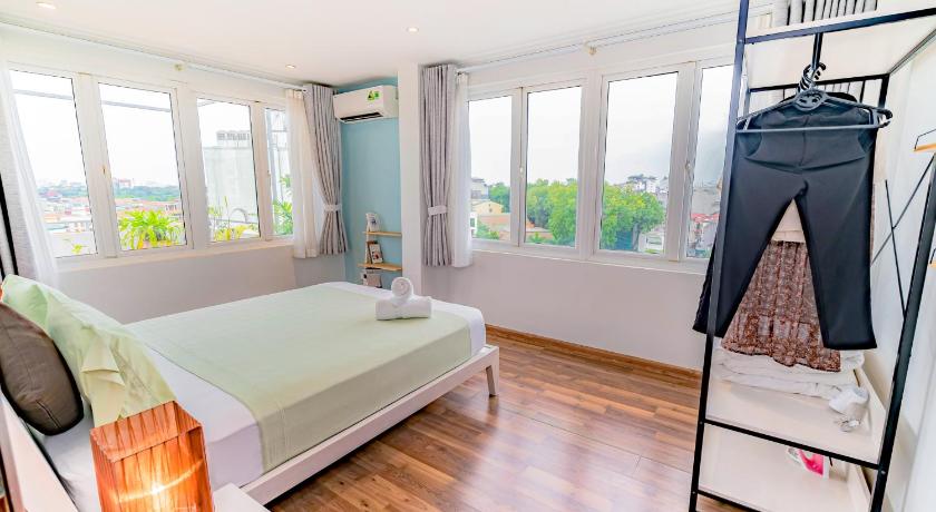 Image of Apartment with Balcony 9
