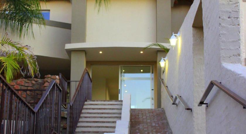 Waterfall Guesthouse photo