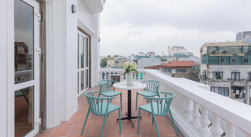 Image of Apartment with Balcony 1