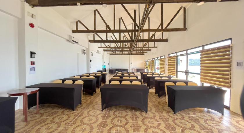 Salacia Beachfront Resort - image 7