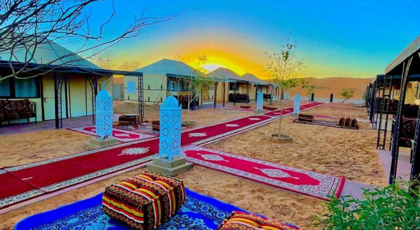 Starlight Erg Luxury Camp