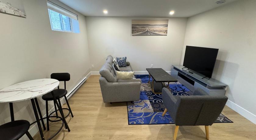 Cozy & Stylish Retreat with Modern Comforts