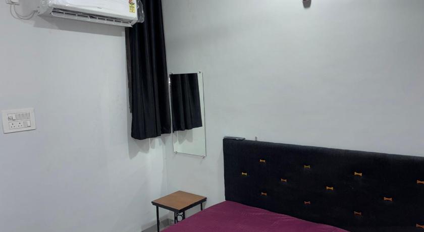 奧姆卡萊什瓦爾 MP Homestay  3星级 民宿 大堂