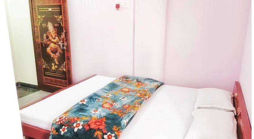 Sri Hotel Ganga - image 11