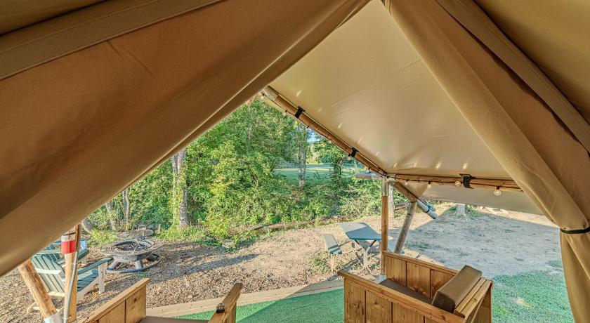 鹦鹉镇 (TN) Luxury Glamping Near Gatlinburg and Asheville 4星级 住宿 设施