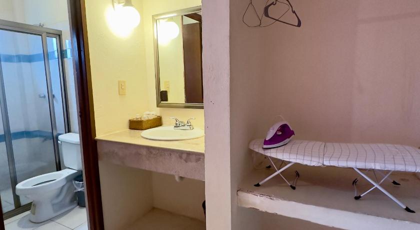 Image of Standard Triple Room 2