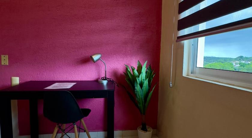 Image of Standard Studio 14