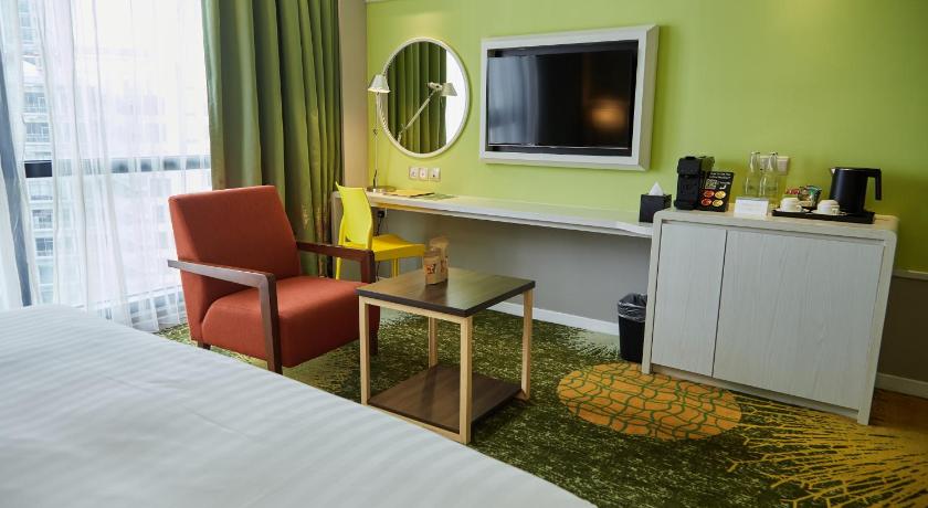 Image of Family Room 1