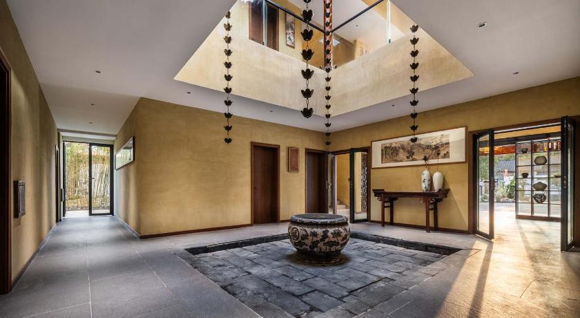成都 Chengdu Xiaoya Yard Hot Spring Hotel,is just a 20 minute drive from both the Sanxingdui Museum and t ホテル レストラン