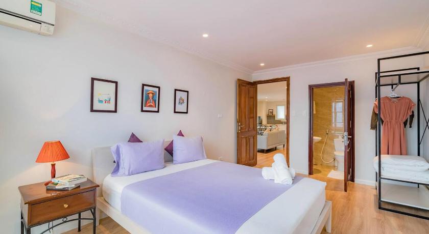 Image of Two-Bedroom Apartment 13
