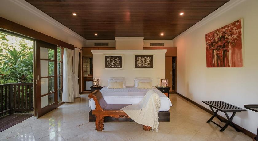 Amori Villa Hotel - image 9