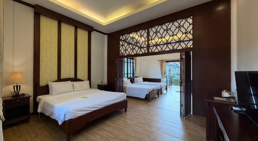 Image of Deluxe Double or Twin Room 0