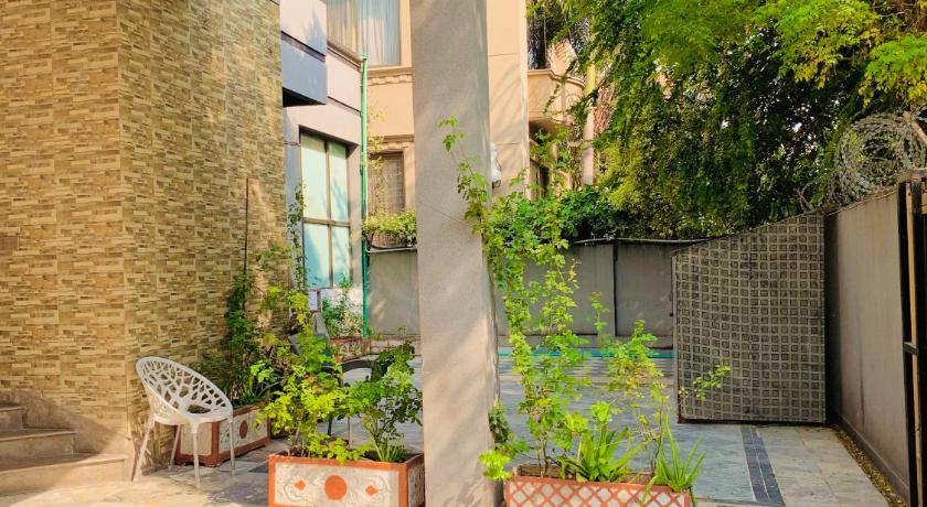 Hayat Grand -Family Guest House - image 2