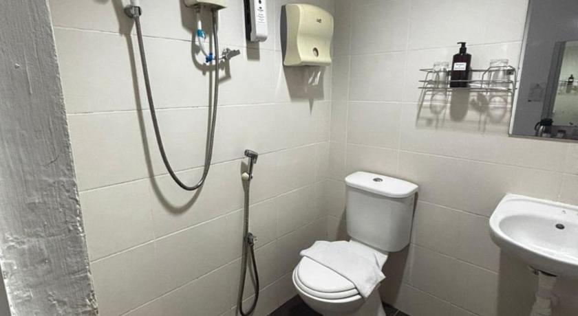 Image of Deluxe Queen Room 4