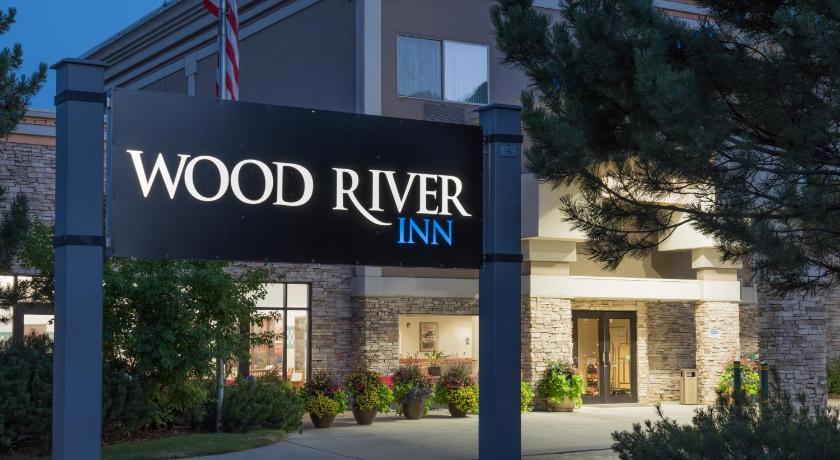Wood River Inn & Suite