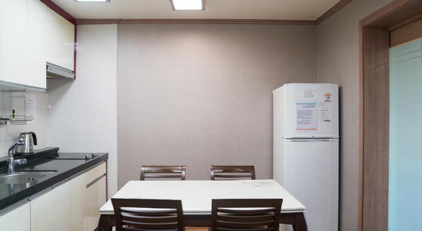 Sancheong Sancheong Korean Medicine Family Hotel 3-Star Hotel suite